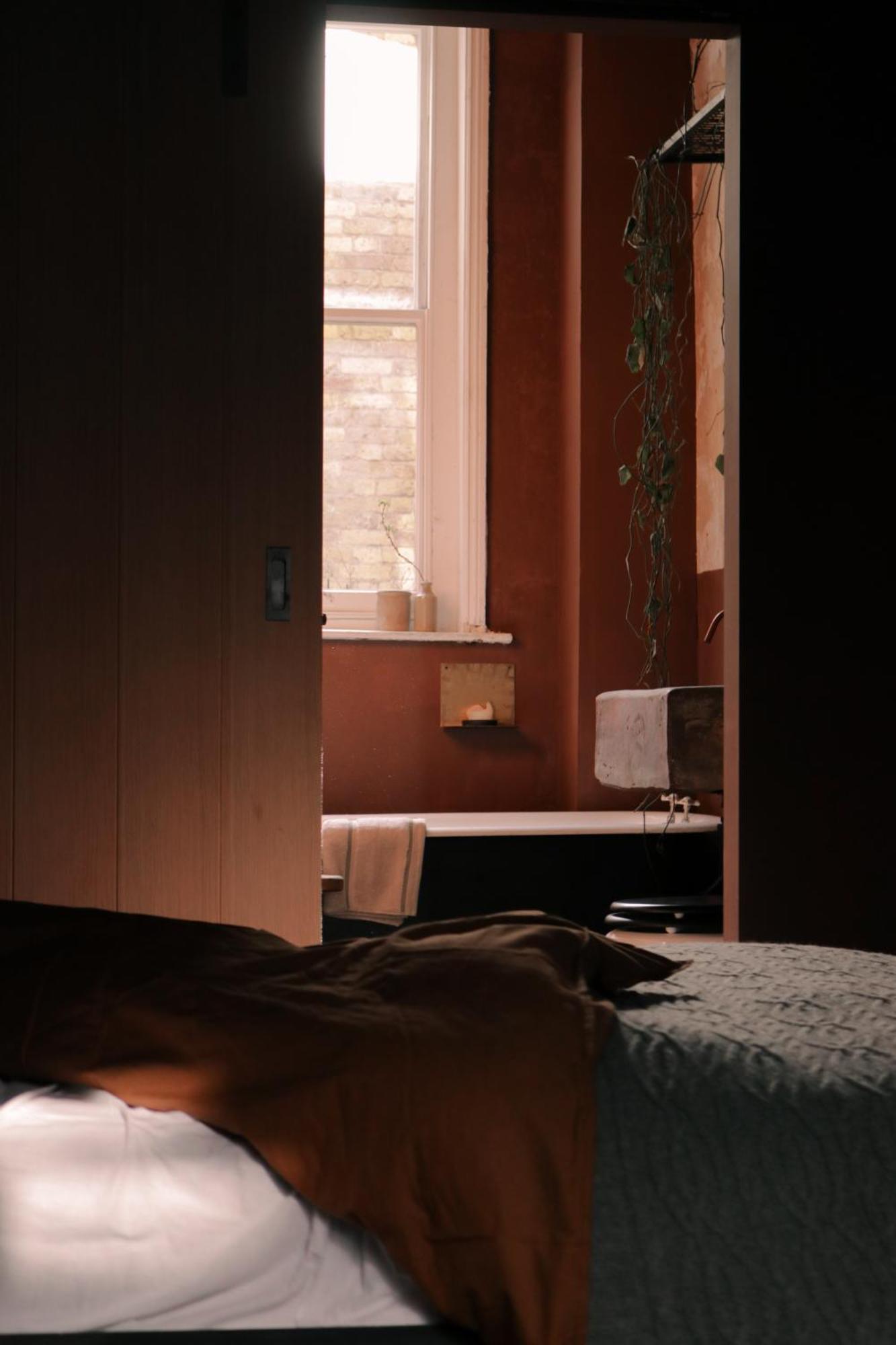 Mid-Century Studio Лондон Экстерьер фото